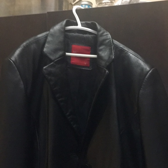 Leather jacket - Picture 6 of 8